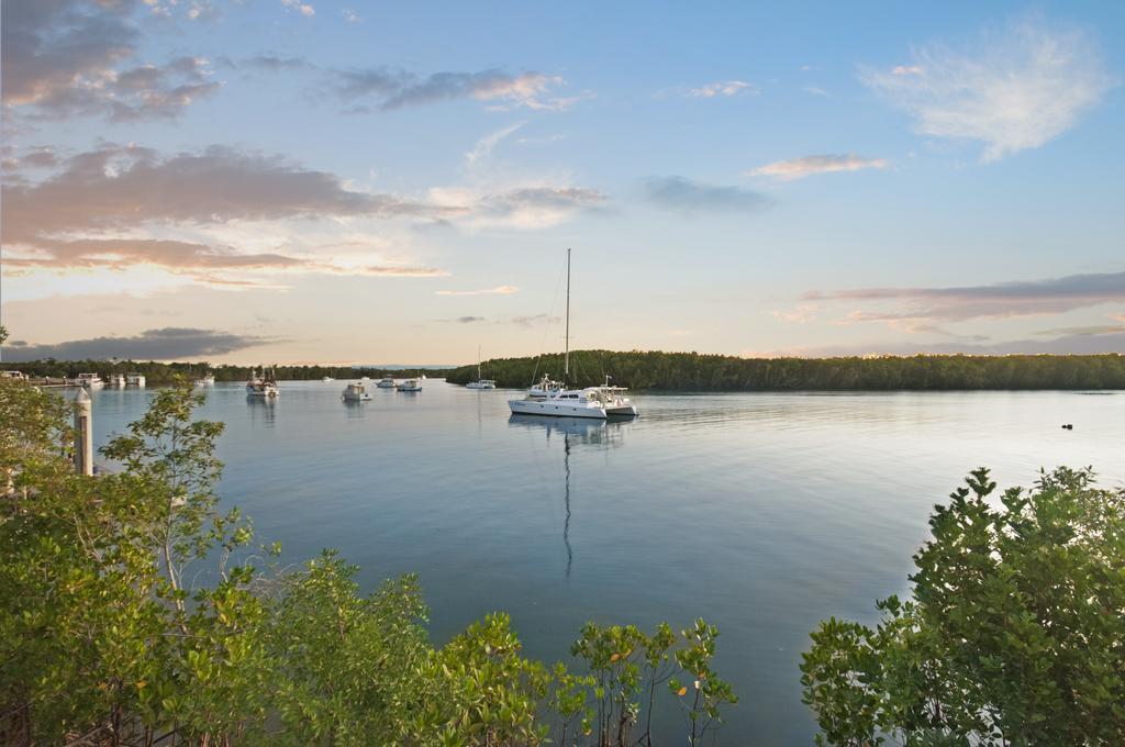 Hinchinbrook Marine Cove Resort Lucinda Eksteriør bilde