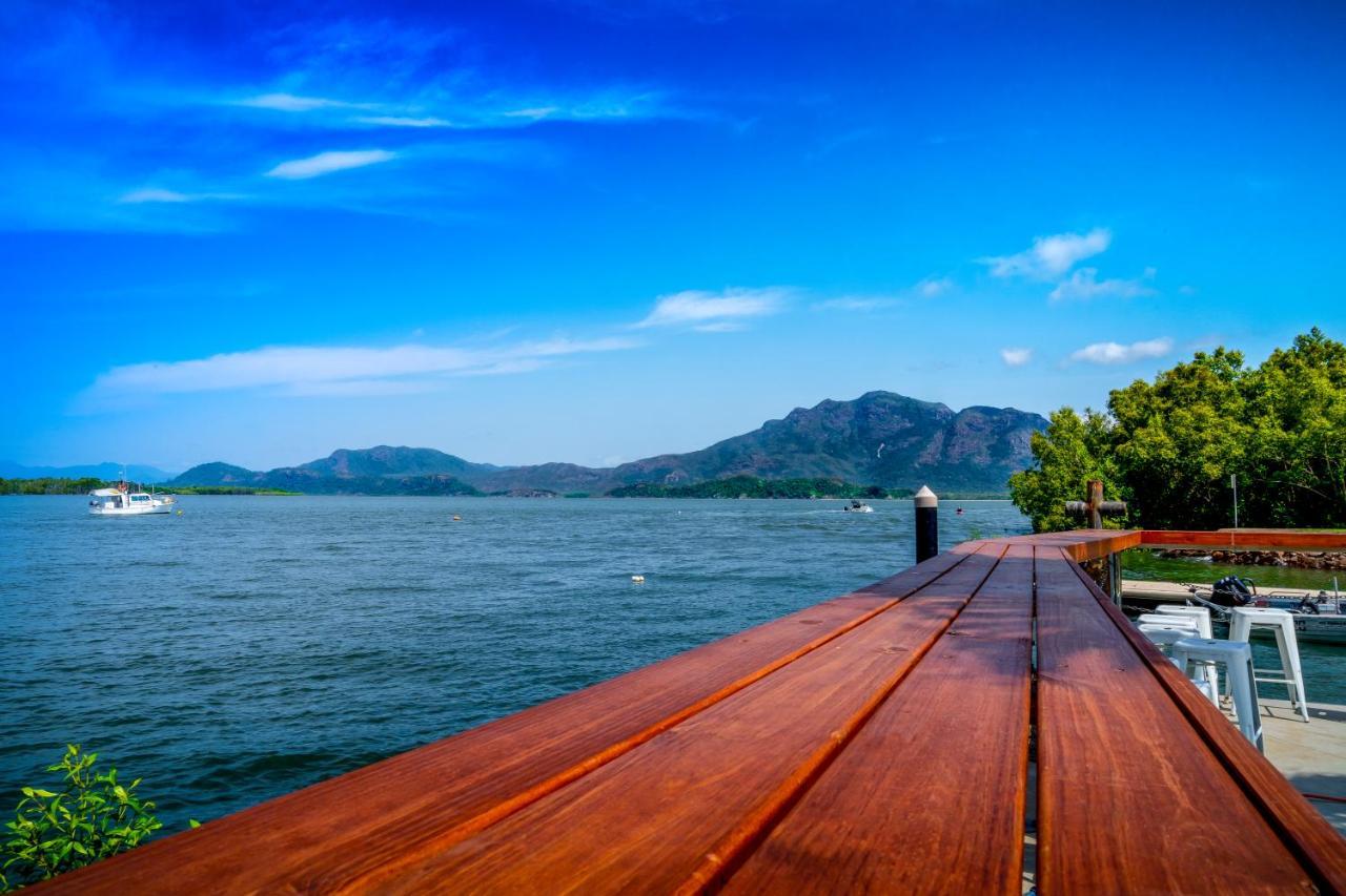 Hinchinbrook Marine Cove Resort Lucinda Eksteriør bilde