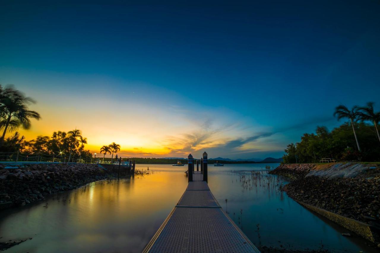 Hinchinbrook Marine Cove Resort Lucinda Eksteriør bilde