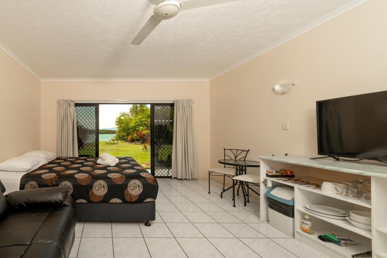 Hinchinbrook Marine Cove Resort Lucinda Eksteriør bilde